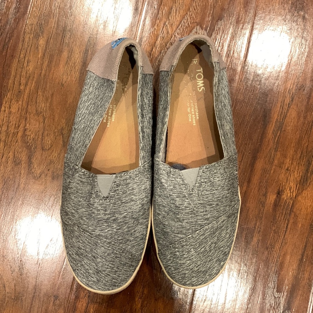 Tom’s Slip-On Parker Sneaker, size 7.5